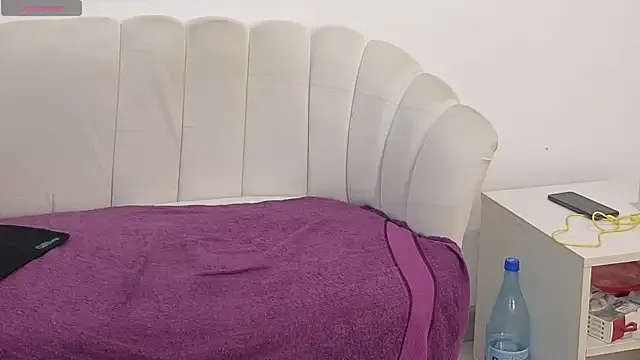 hornyshow_tv – webcam model profile photo Image 17