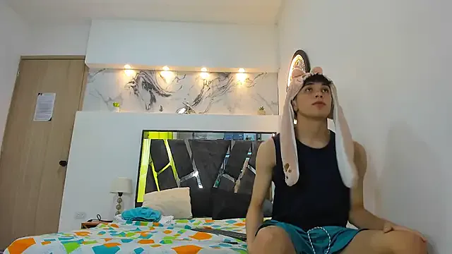 mary_marlow – webcam model profile photo Image 2