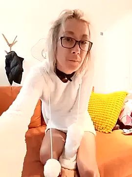 sellapink – webcam model profile photo Image 13