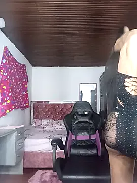 amylovesyouu – webcam model profile photo Image 7