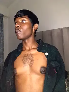 bloody_babe – webcam model profile photo Image 18