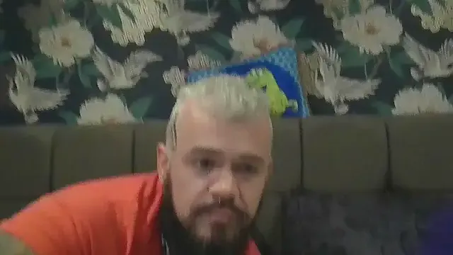 trans_man_and_his_dom – webcam model profile photo