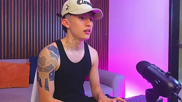 Diegoarctic – webcam model profile photo Image 11