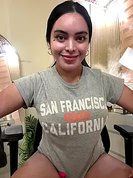 charming_ruru – webcam model profile photo Image 18