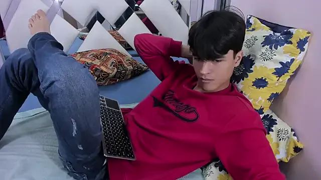 chinsemechan – webcam model profile photo Image 18