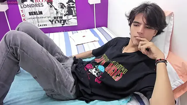 chinsemechan – webcam model profile photo Image 6