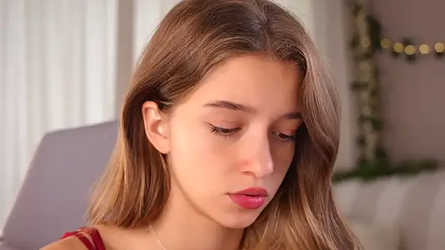 nina_ponse – webcam model profile photo Image 7