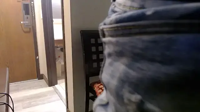 chiba_chan – webcam model profile photo Image 10