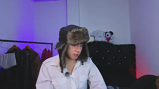 bloody_petal – webcam model profile photo Image 3