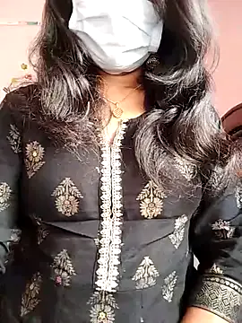 Veena-Lovely Image 3