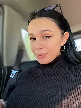 sellapink – webcam model profile photo Image 3