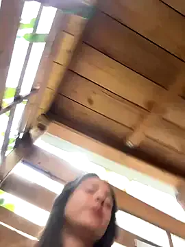 _Alicee_1 – webcam model profile photo Image 9