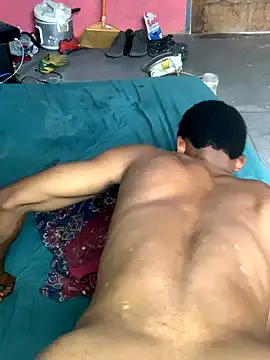 nagi_112 – webcam model profile photo Image 13