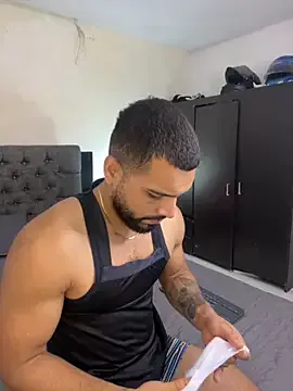 masculineguy69 – webcam model profile photo Image 8