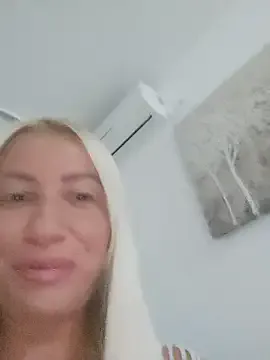 kaliana_ggh – webcam model profile photo Image 10