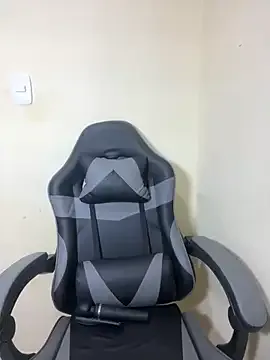 someone_sweet – webcam model profile photo Image 15