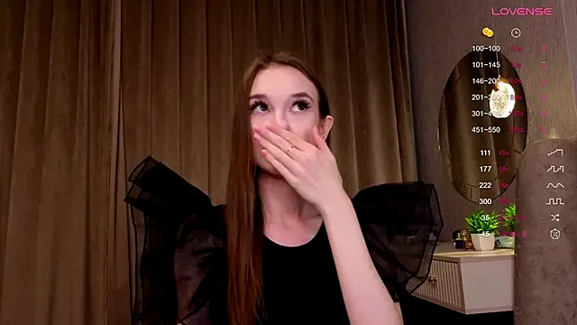 sundayferrigno – webcam model profile photo Image 9