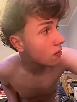 PabloArena – webcam model profile photo Image 6