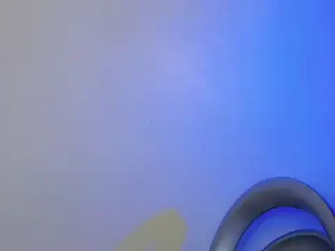 bisexualmilf – webcam model profile photo Image 12