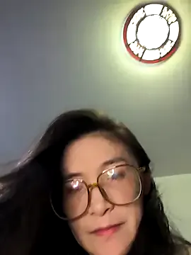 dears_pearlss – webcam model profile photo Image 19