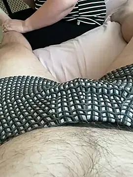 XcumwifethongX Image 15