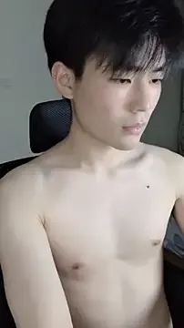 kai101010 – webcam model profile photo Image 4