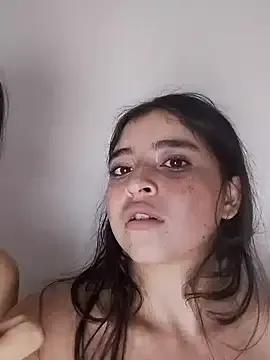 dears_pearlss – webcam model profile photo Image 2