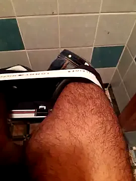 petites_perles – webcam model profile photo Image 8