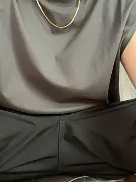 sellapink – webcam model profile photo Image 13