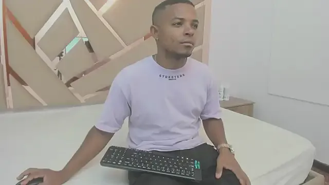 slaveandslave – webcam model profile photo Image 16