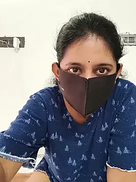 minditrelles – webcam model profile photo Image 8