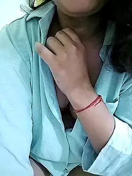 dears_pearlss – webcam model profile photo Image 17