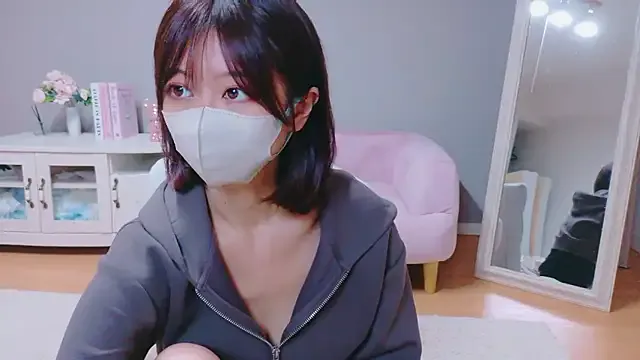 irohani_usagi – webcam model profile photo Image 11