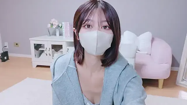 irohani_usagi – webcam model profile photo Image 12