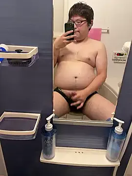 yuuki198912 – webcam model profile photo