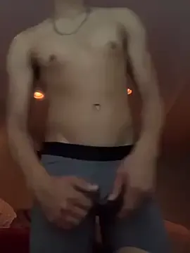 hornyshow_tv – webcam model profile photo Image 6