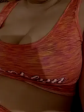 charmainepenny – webcam model profile photo Image 17