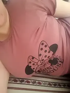 charmainepenny – webcam model profile photo Image 6