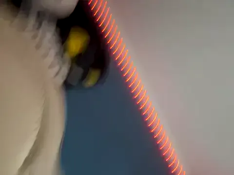 loving_ladies – webcam model profile photo Image 2