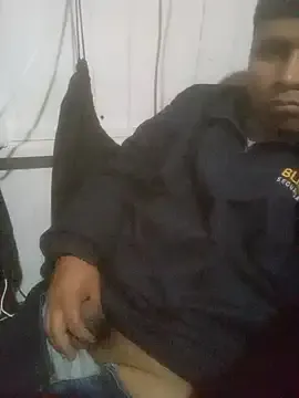 hornyshow_tv – webcam model profile photo Image 4