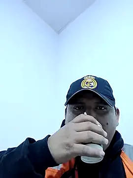 hornyshow_tv – webcam model profile photo Image 7