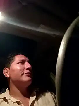 hornyshow_tv – webcam model profile photo Image 5